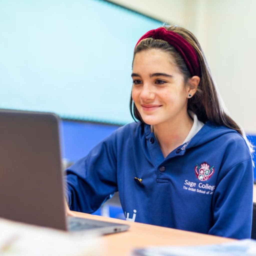 BRITISH CURRICULUM VS SPANISH SYSTEM